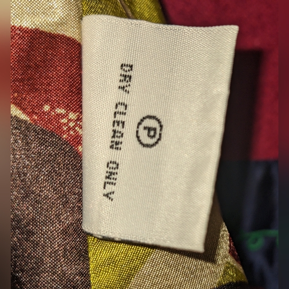 Boden Fuchsia Wool Blend Bouclé Cropped Jacket, Size 8 - Picture 8 of 8